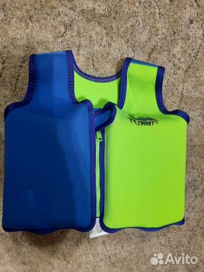 Жилет для плавания