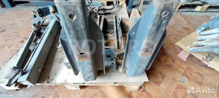 Аккумуляторный ящик DAF XF 105 2012