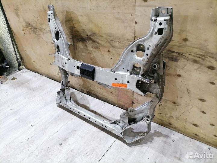 Подрамник передний BMW 1 series E87 E82 E81