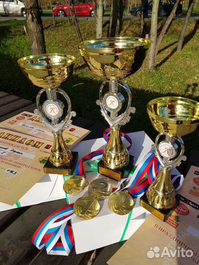 Профессиональный тренер по роликовым конькам