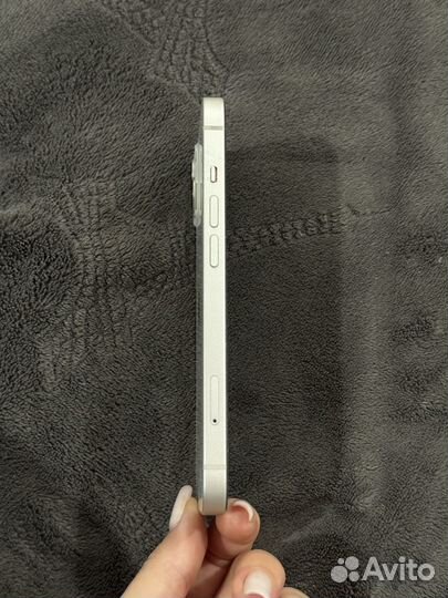 iPhone 13, 256 ГБ