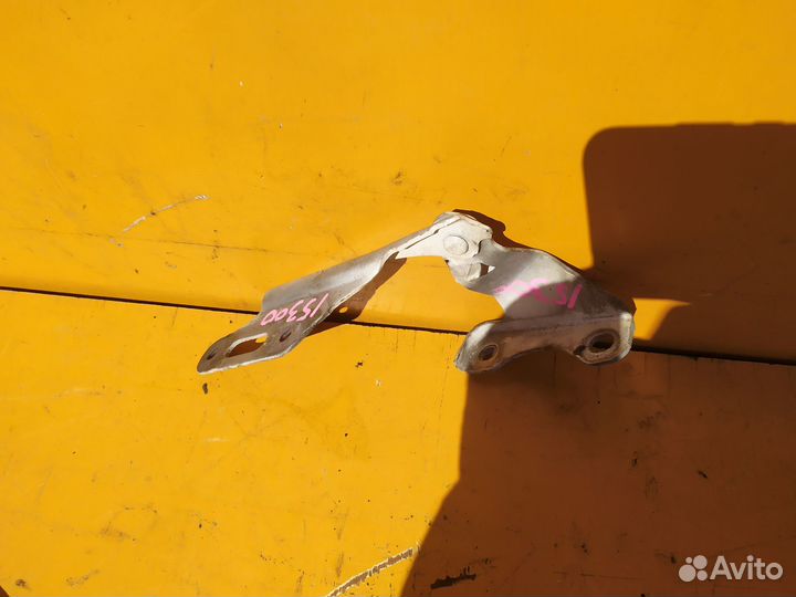 Петля капота прав. Hon/ Civic,CR-V/ RD5,RD7,ES1,ES