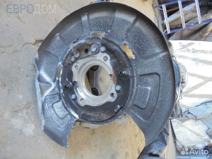 Цапфа / поворотный кулак задняя левая BMW E70 s1033464