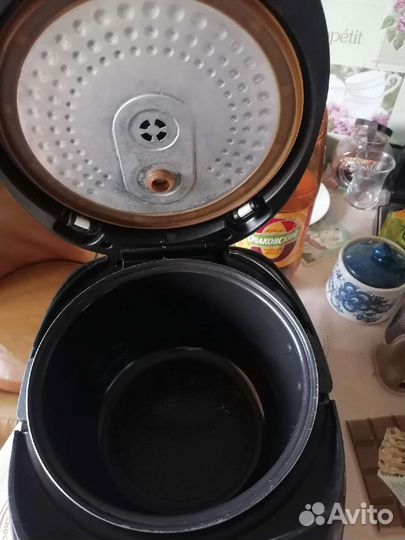 Мультиварка Редмонд