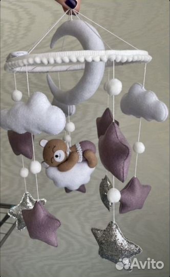 Мобиль на кроватку из фетра