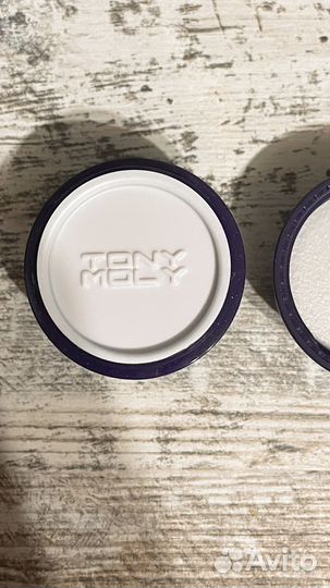 Блеск для губ tony moly