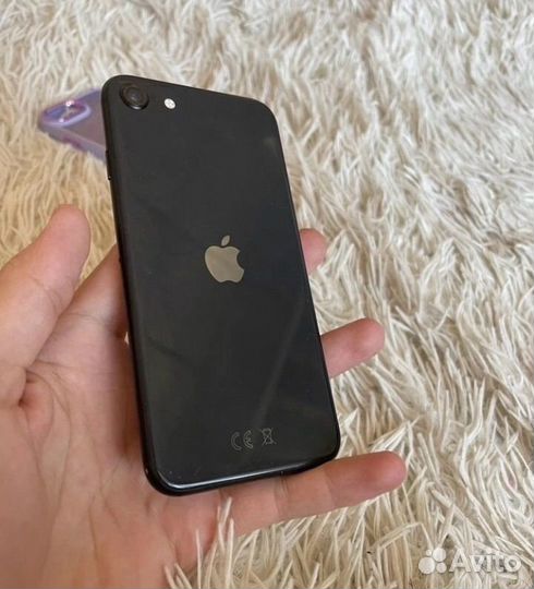 iPhone SE (2020), 64 ГБ