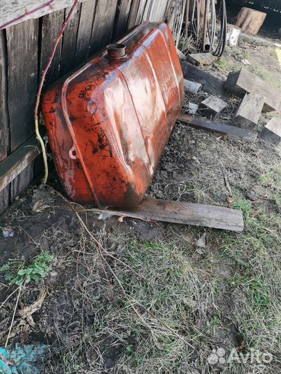 Топливный бак на 350 литров