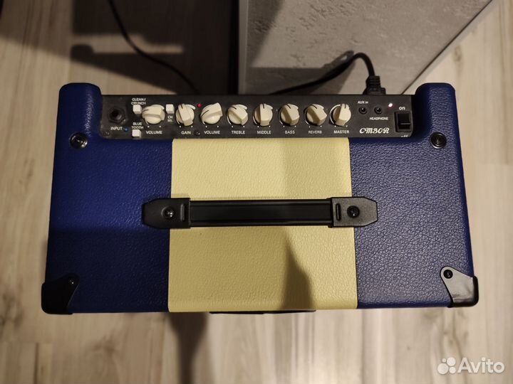 Комбоусилитель cort cm30r