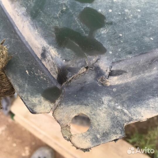 Пыльник двигателя Тойота Королла Е120