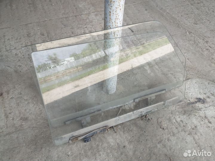 Стекла боковые ваз 2107