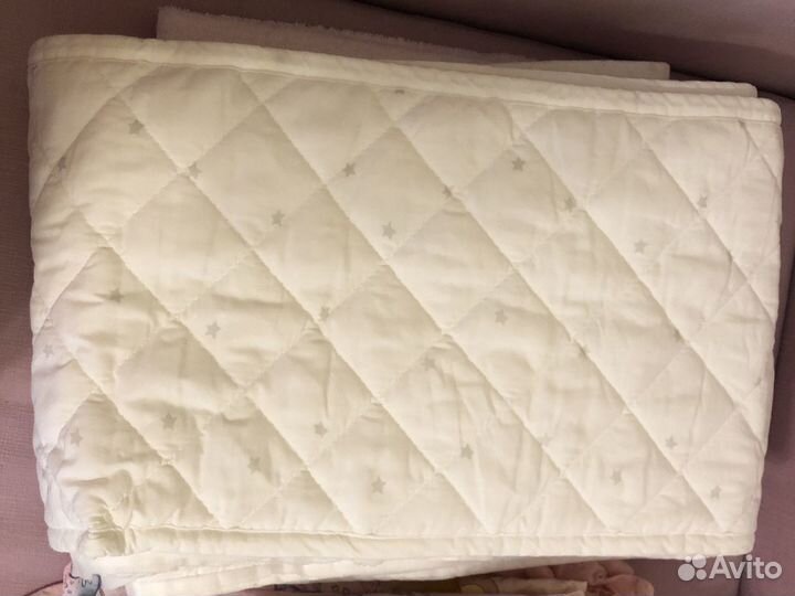 Комплект на детскую кроватку