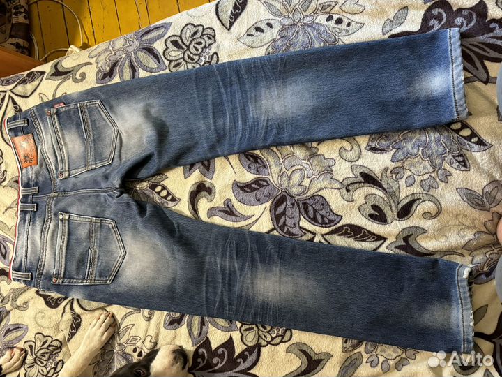 Джинсы мужские