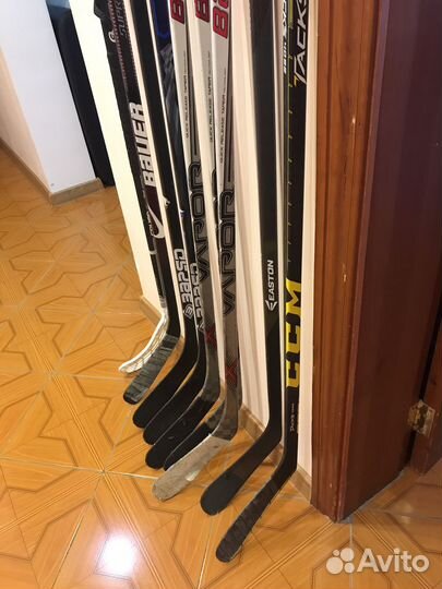 Клюшка хоккейная