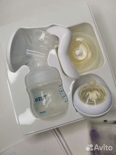 Молокоотсос Avent ручной