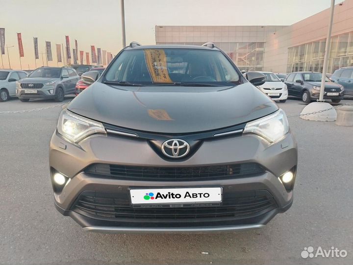 Toyota RAV4 2.2 AT, 2018, 201 377 км