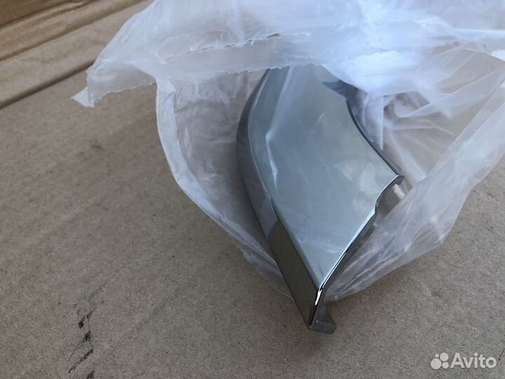 Молдинг бампера Vesta 8450008923