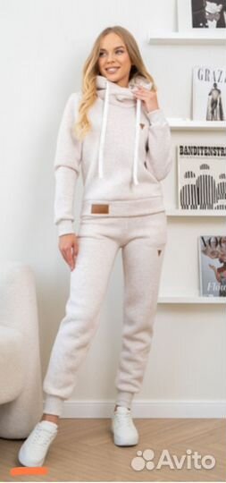 Спортивный костюм женский теплый новый