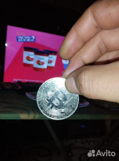 Акустические колонки jbl-е80 напольные