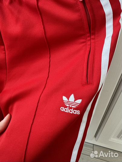 Спортивный костюм adidas