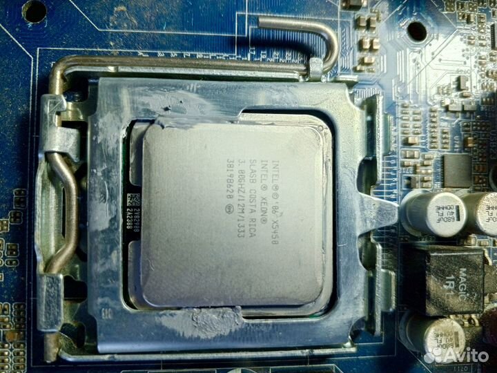 Материнская плата с процессором X5450 775 сокет