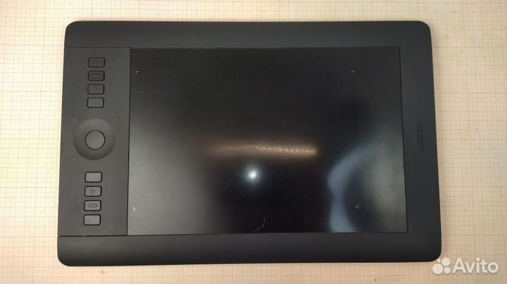 Wacom Intuos Pro Medium PTH-651, б/у, без пера
