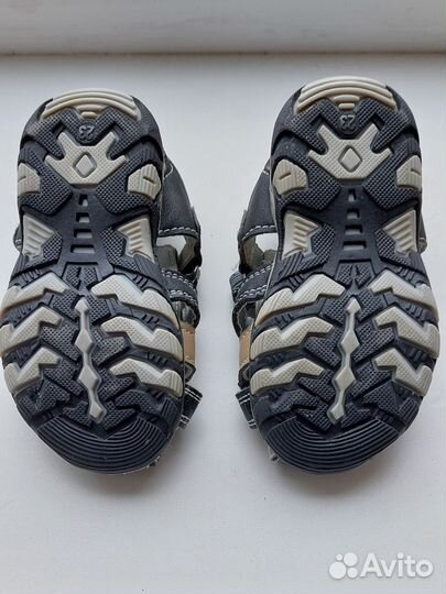 Детские сандали