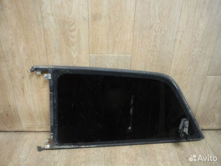 Стекло кузова заднее правое №94 Audi A3 8L 1997