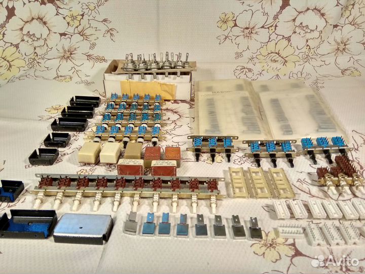 Радиодетали разные