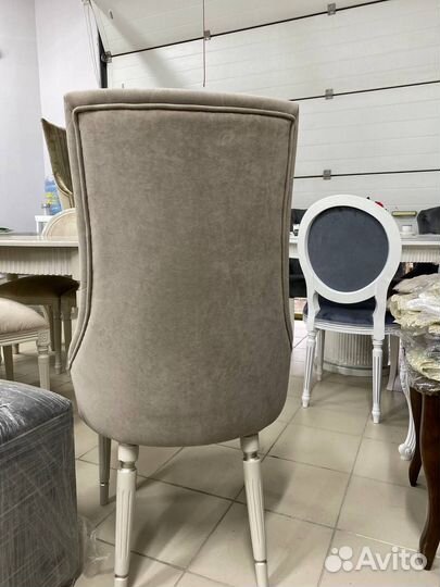 Стулья Сурены