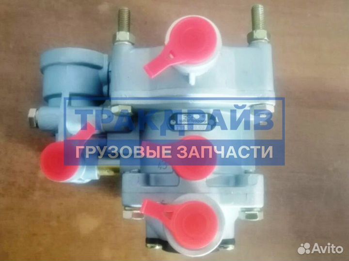 Кран управления тормозами прицепа Ивеко евротех евростар