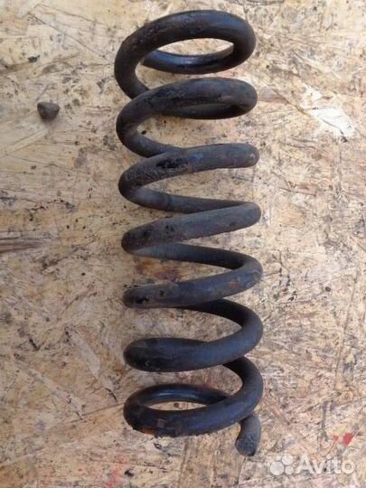 Пружина задняя Mercedes C-klasse W204