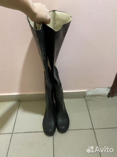 Болотные сапоги