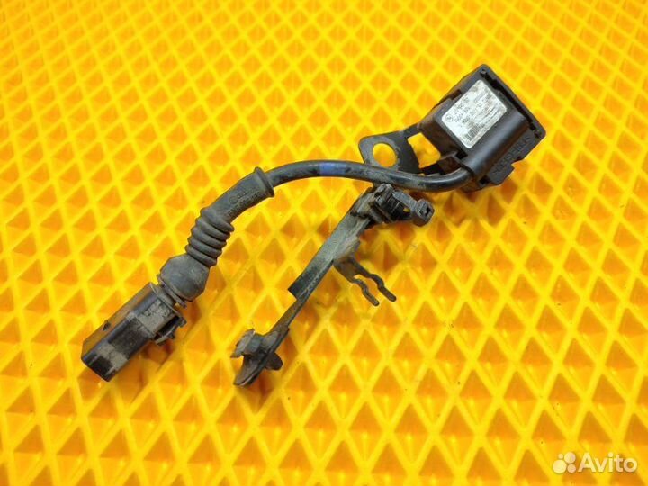 Датчик ускорения передний правый Audi A8 D3 4.2