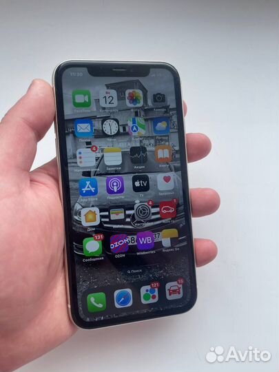 iPhone 11, 64 ГБ