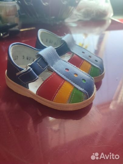 Сандали детские