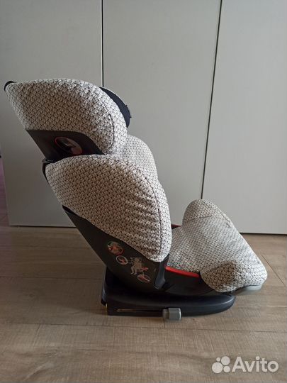 Автокресло Maxi Cosi