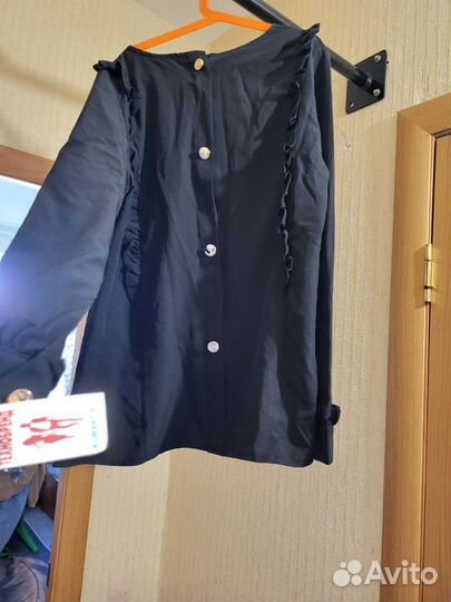 Блузка стильная черная