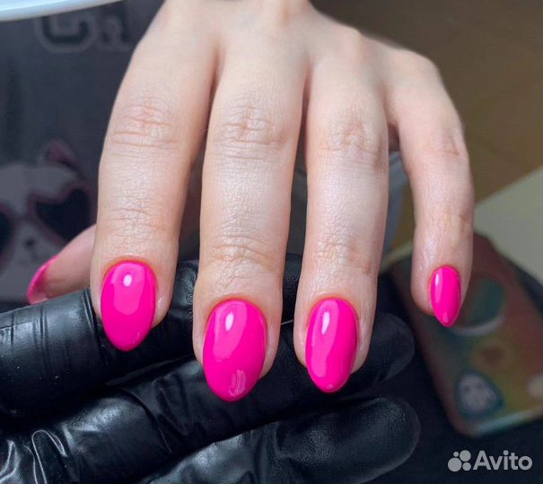 Модель на маникюр