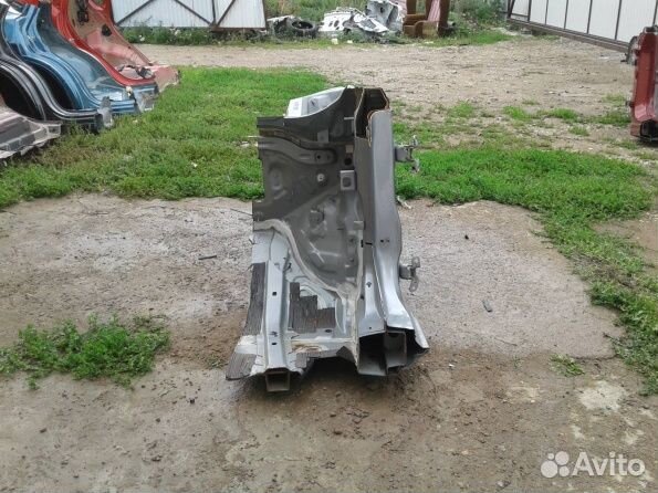 Четверть передняя правая Mazda 3 BM