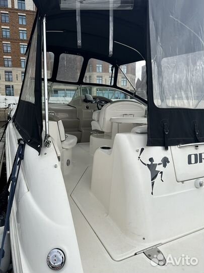 Каютный катер SEA RAY 245