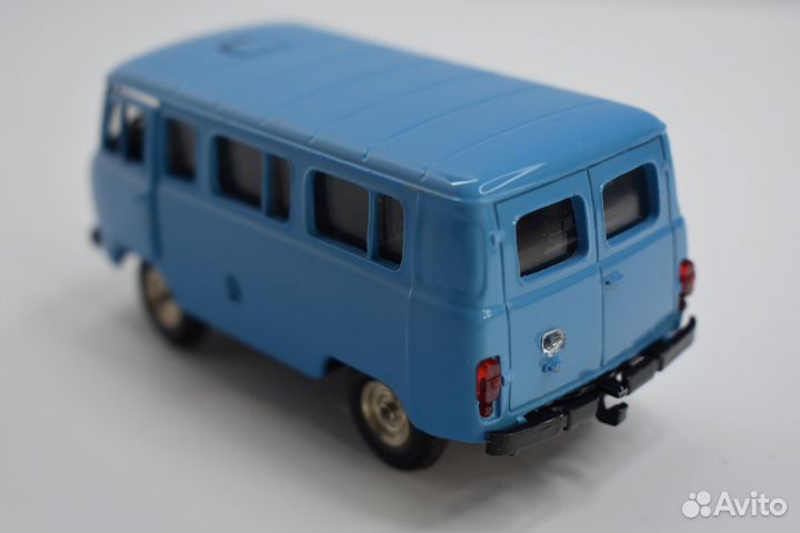УАЗ 469 А41 буханка Модель 1:43 СССР