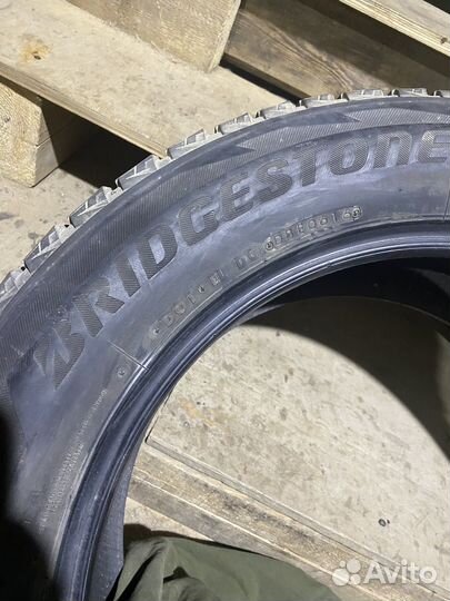 Bridgestone Blizzak DM-V2 235/60 R18 107S