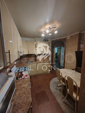 Комната 38,4 м² в 2-к., 1/2 эт.