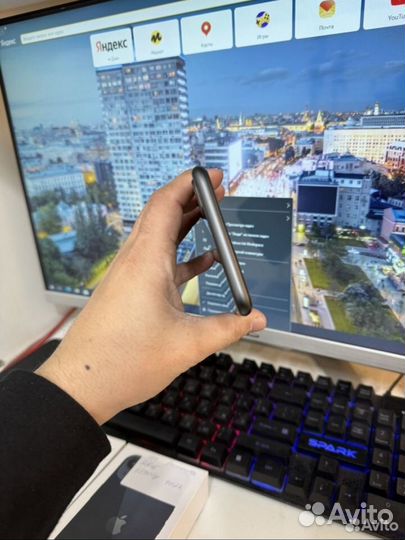 iPhone 8 Plus, 64 ГБ