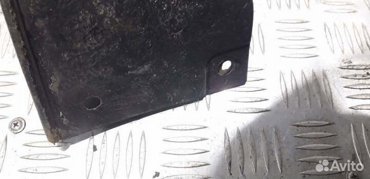 Брызговик задний левый Nissan Teana J31