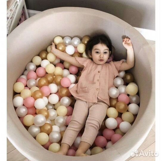 Бассейн сухой с шариками