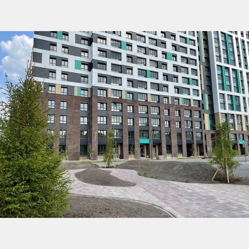 2-к. квартира, 70,1 м², 5/17 эт.