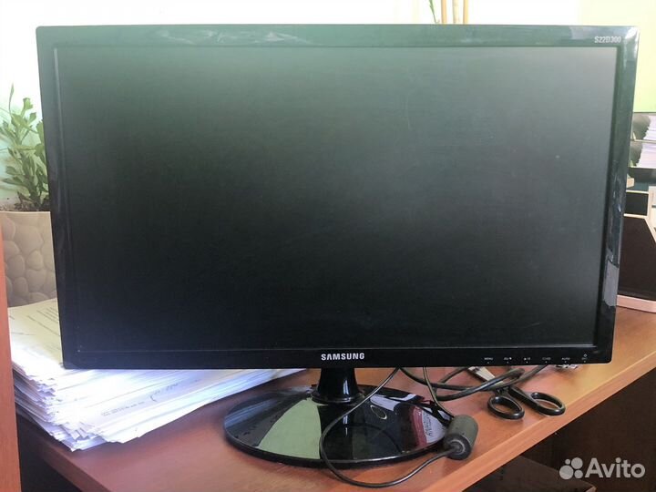 Монитор samsung
