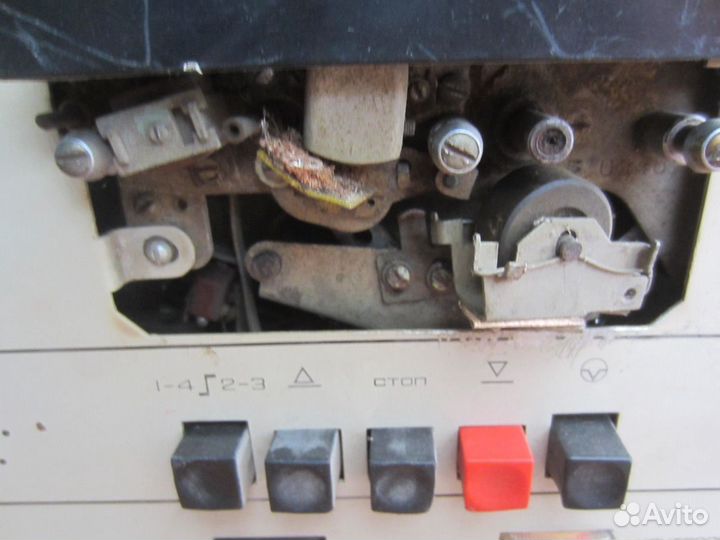 Магнитофон Комета-209 1976 год под ремонт